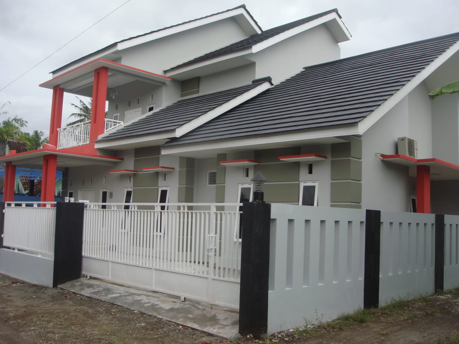 Rumah Setengah Jadi